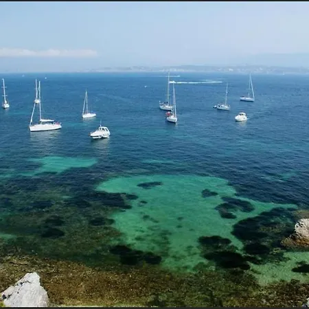Chambrestudio Bord De Mer, Piscine Maison d'hôtes *